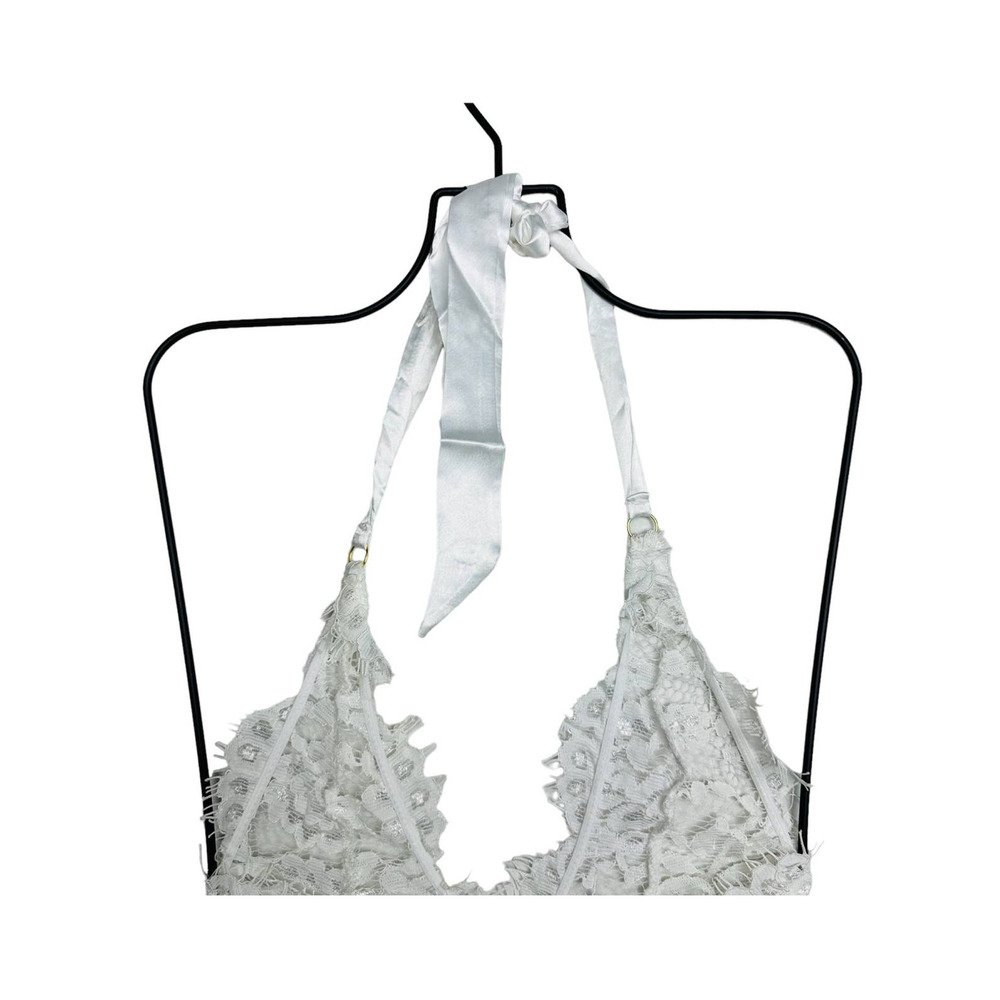 Lulus NWT Unforgettable Romance Sheer Lace Halter Thong Bodysuit White Size XS - Picture 3 of 11
